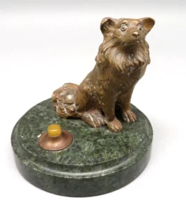 Der Spitz als Tischglocke, um 1900